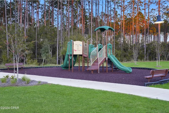 $2,300 | 464 Melrose Way, Panama City Beach, FL 32413