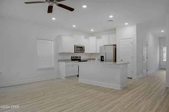 $2,300 | 464 Melrose Way, Panama City Beach, FL 32413