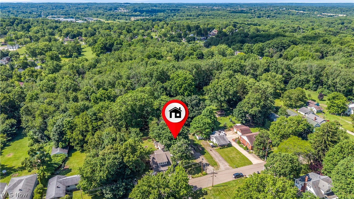1664 Woods Road Akron, OH 44306 - Photo 8 of 17