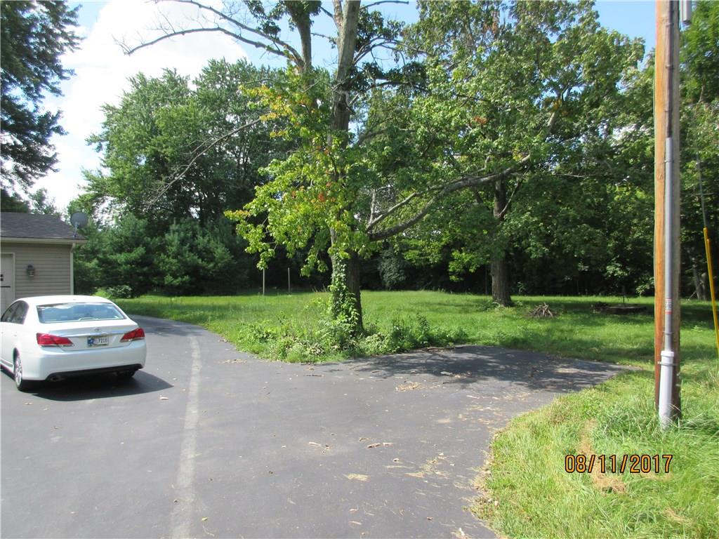 3095 West Carr Hill Road Columbus, IN 47201 - Photo 3 of 21 Gallery Image 3