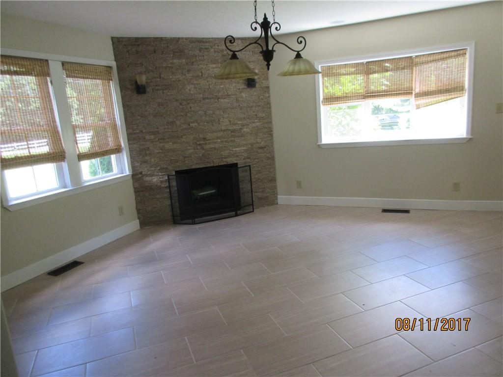 3095 West Carr Hill Road Columbus, IN 47201 - Photo 6 of 21 Gallery Image 6