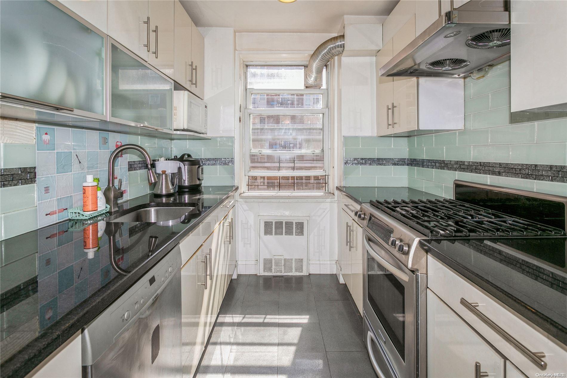 110-15 71st Road, Unit 4F Queens, NY 11375 - Photo 1 of 1 Gallery Image 1