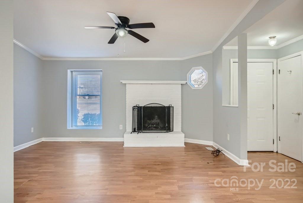 8808 Idlewild Road Charlotte, NC 28227 - Photo 4 of 11 Gallery Image 4