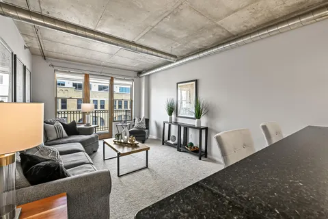 $295,000 | 102 North Water Street, Unit 511, Milwaukee, WI 53202