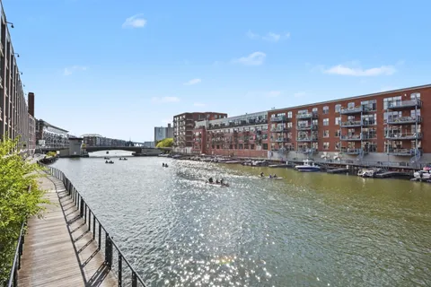 $295,000 | 102 North Water Street, Unit 511, Milwaukee, WI 53202