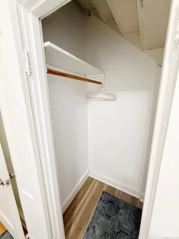 a view of utility room