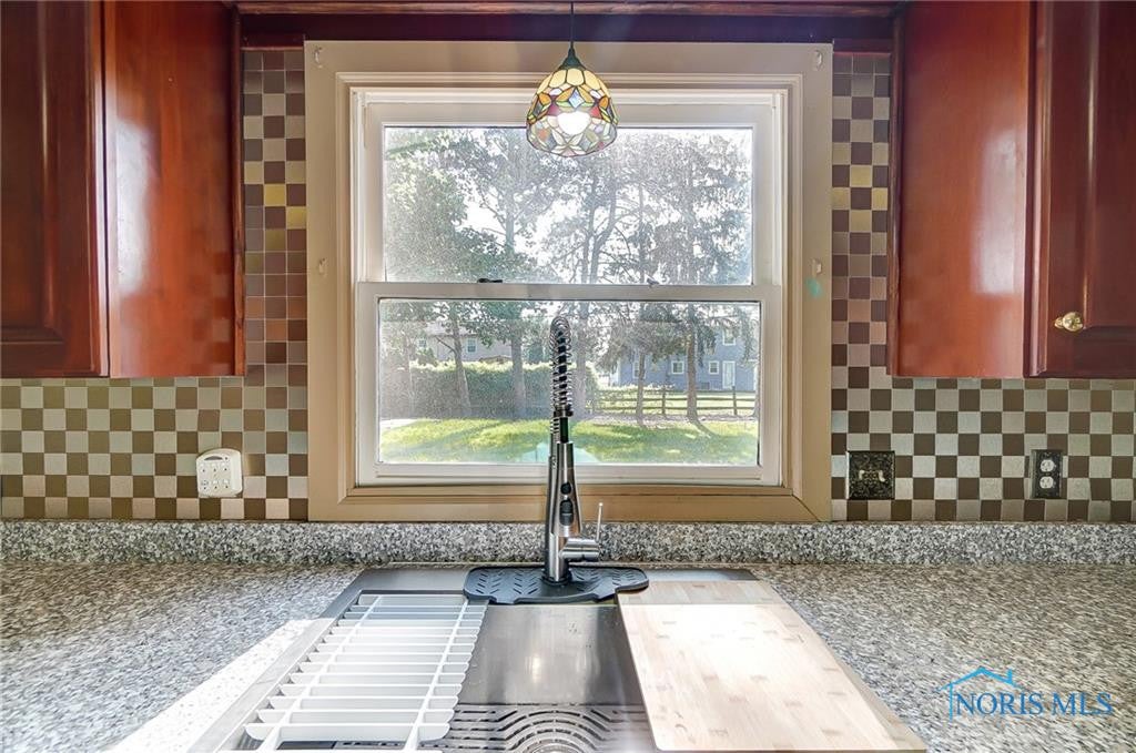 4950 Turnbridge Road Toledo, OH 43623 - Photo 13 of 43 Gallery Image 13