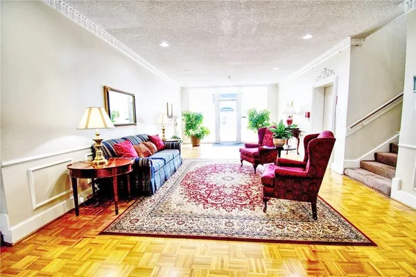 $1,800 | 2701 Bellefontaine, Unit B3, Houston, TX 77025