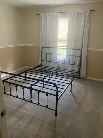 $1,850 | 1219 North Village Drive, Round Lake Beach, IL 60073