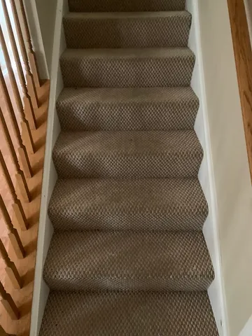 $1,850 | 1219 North Village Drive, Round Lake Beach, IL 60073