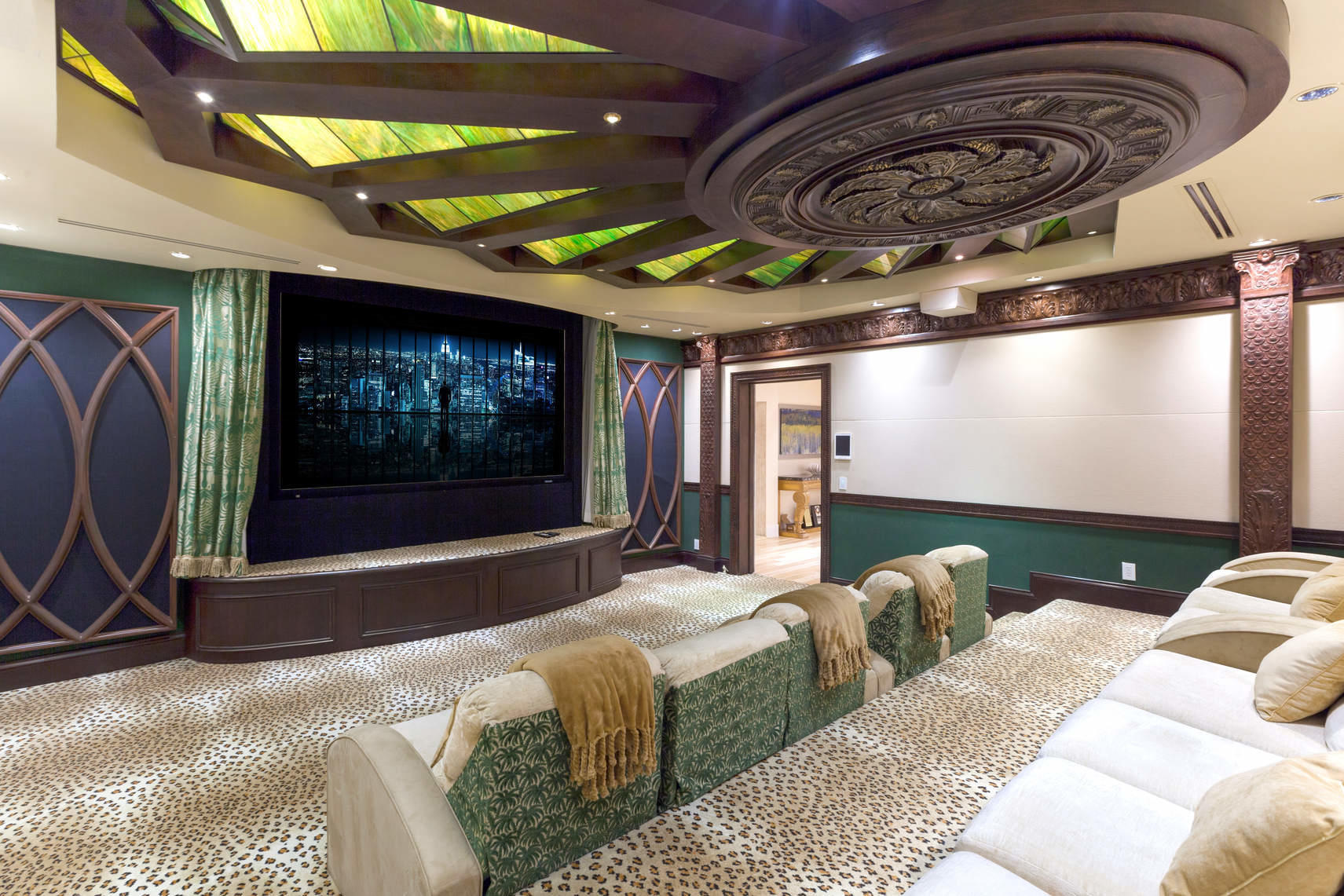 8 South Ocean Boulevard Boca Raton, FL 33487 - Photo 29 of 45 10_TV