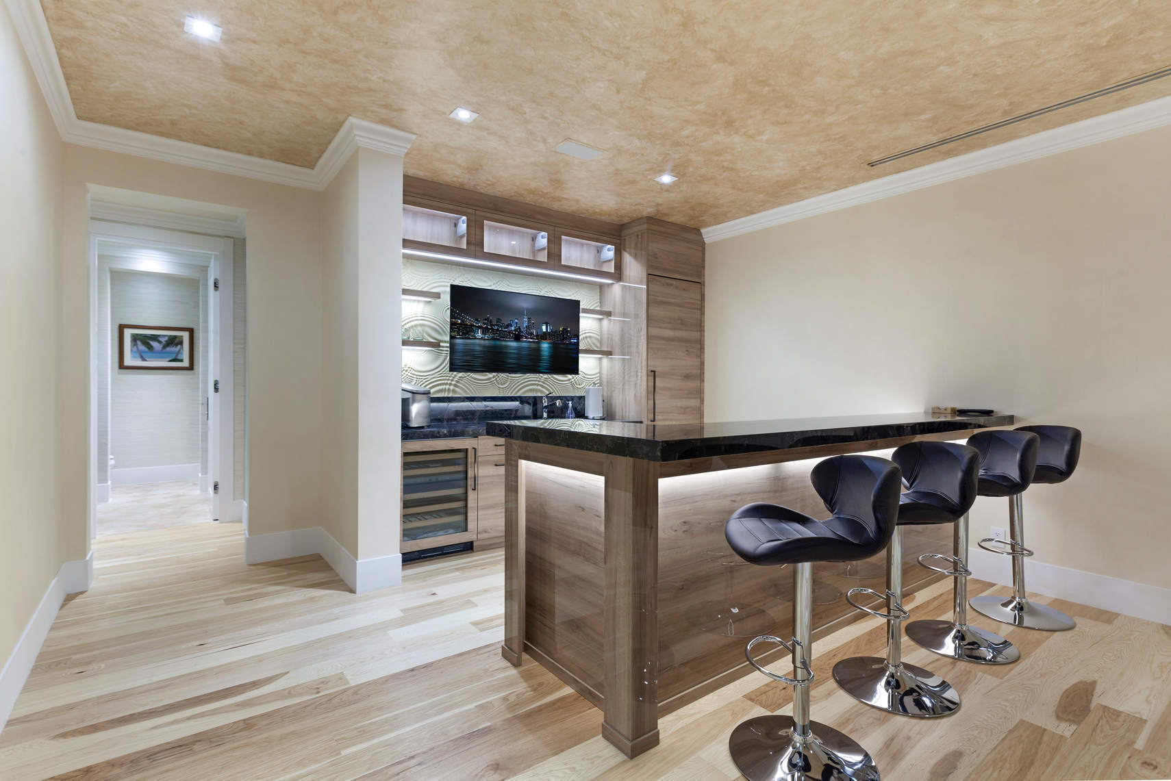 8 South Ocean Boulevard Boca Raton, FL 33487 - Photo 30 of 45 09_TV