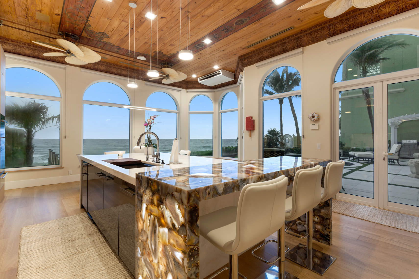 8 South Ocean Boulevard Boca Raton, FL 33487 - Photo 7 of 45 22