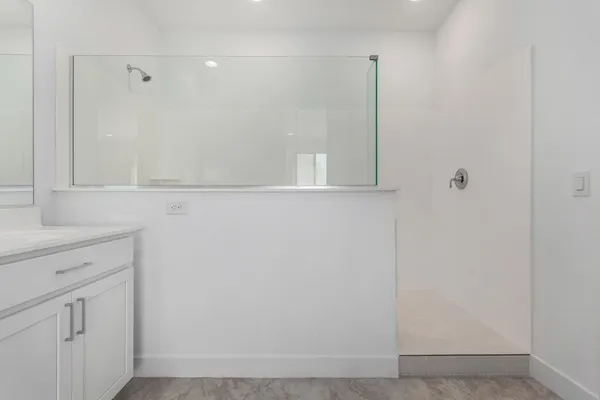 $2,400 | 14807 West Soft Wind Drive, Surprise, AZ 85387