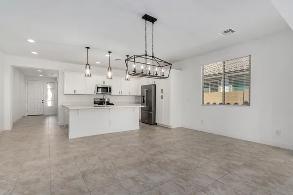$2,400 | 14807 West Soft Wind Drive, Surprise, AZ 85387