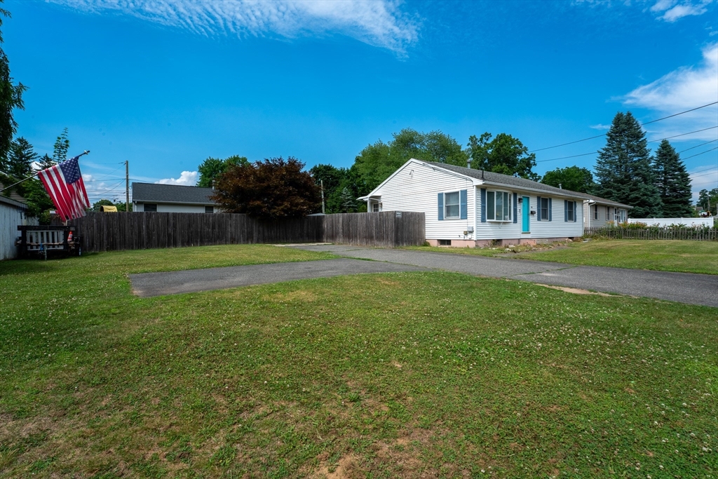 1178 Sumner Avenue Springfield, MA 01118 - Photo 2 of 16