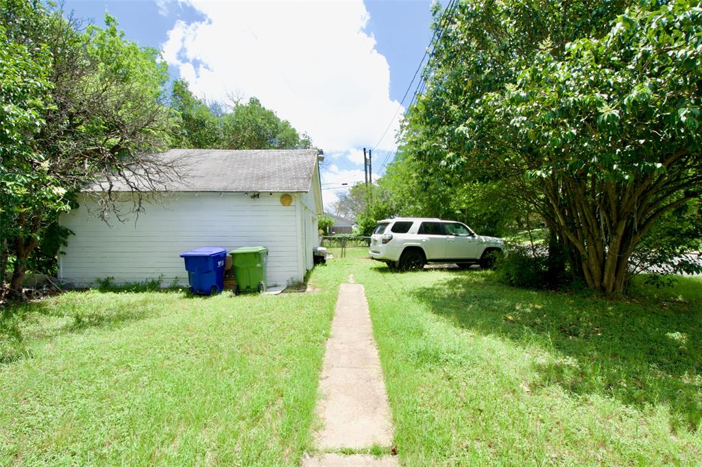 2224 Live Oak Avenue Waco, TX 76708 - Photo 17 of 19