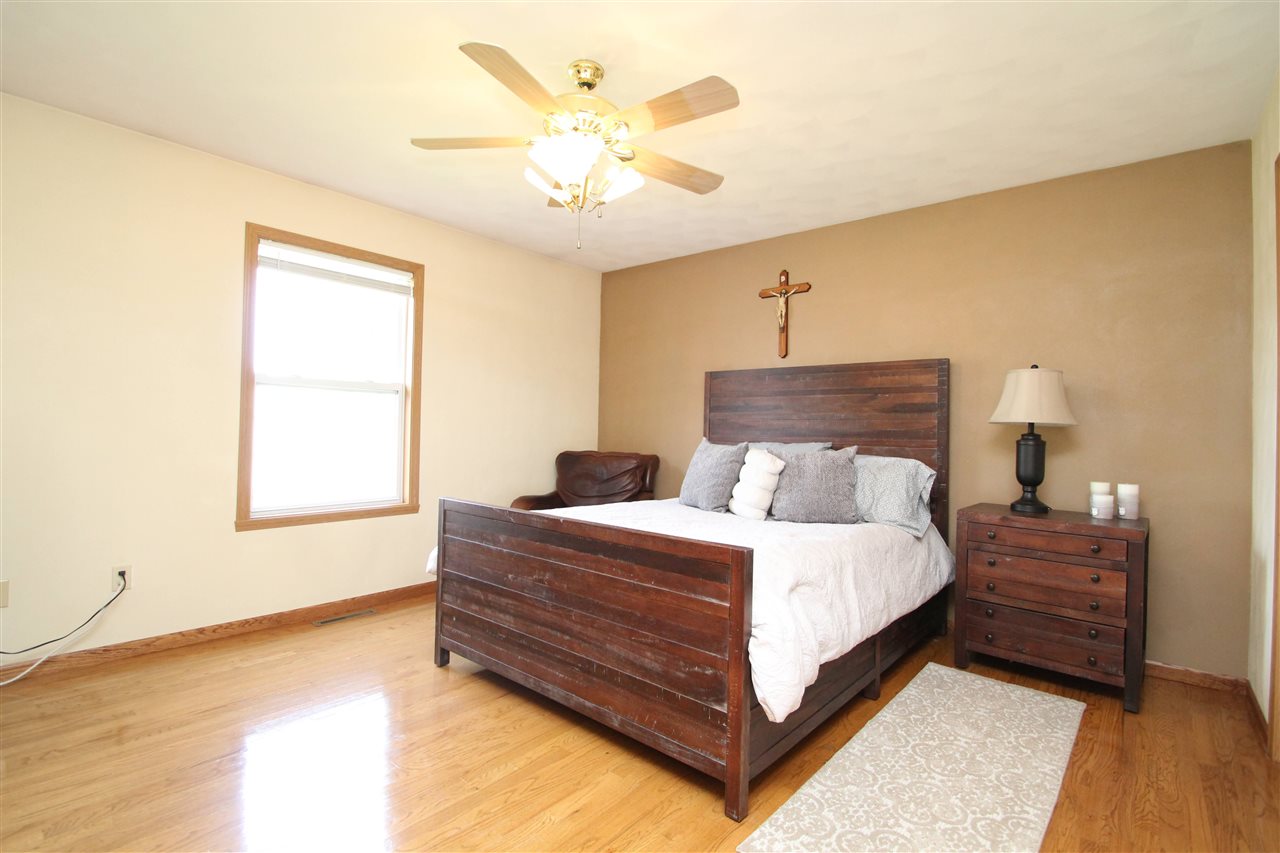 6492 Weaver Road Rockford, IL 61114 - Photo 15 of 36 Gallery Image 15