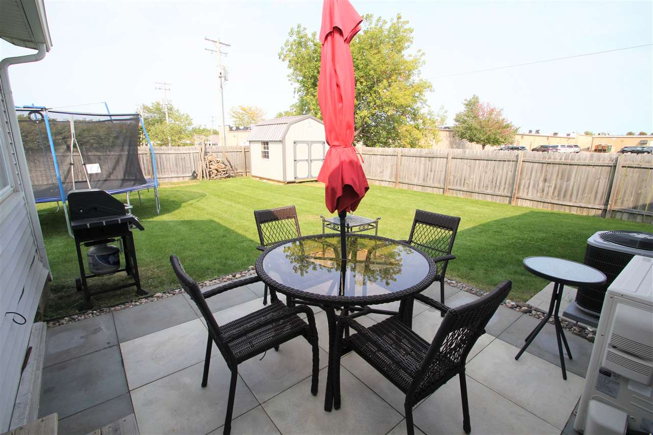 6492 Weaver Road Rockford, IL 61114 - Photo 33 of 36 Gallery Image 33