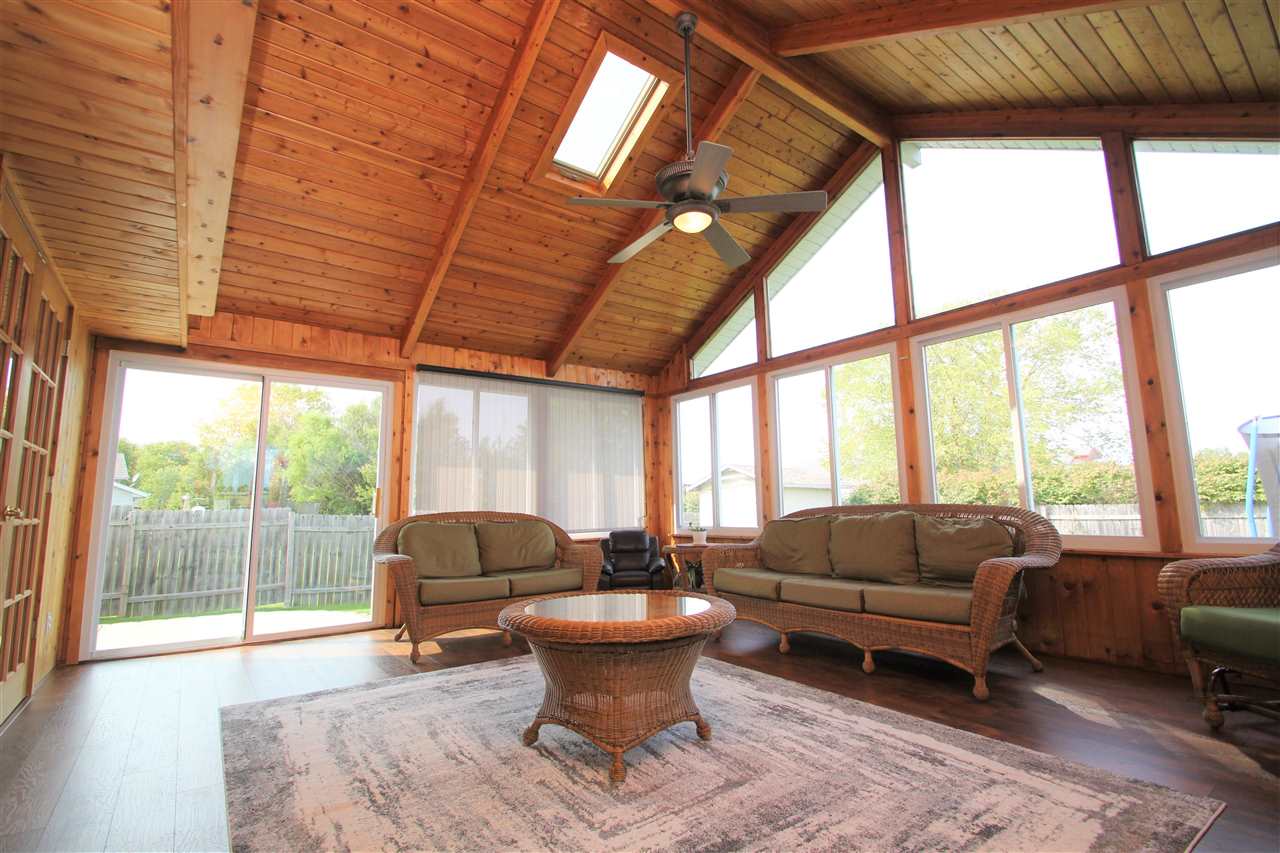 6492 Weaver Road Rockford, IL 61114 - Photo 7 of 36 Gallery Image 7