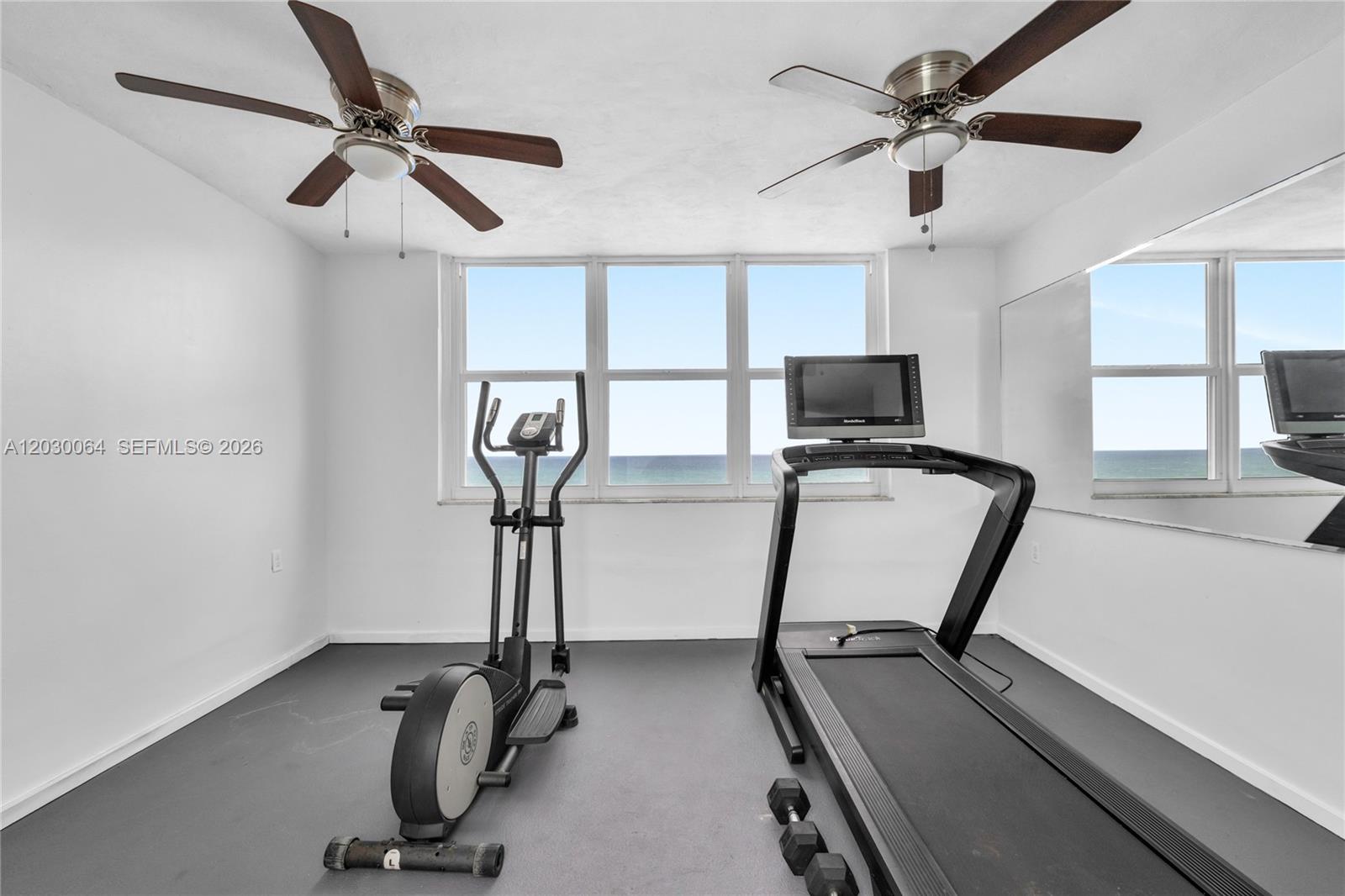 400 North Surf Road, Unit 506 Hollywood, FL 33019 - Photo 29 of 37