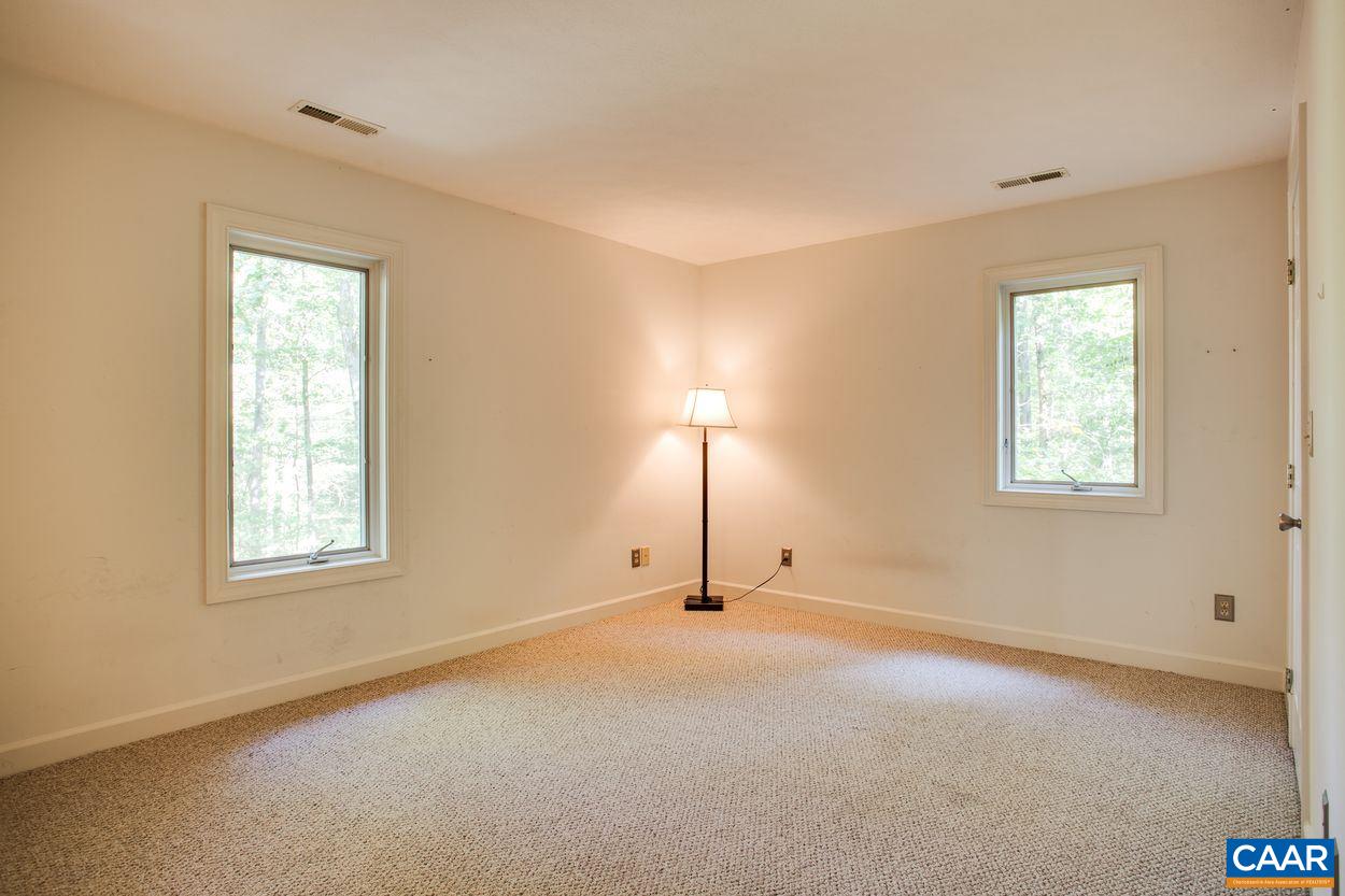 25 Roslyn Heights Road Charlottesville, VA 22901 - Photo 26 of 41 Gallery Image 26
