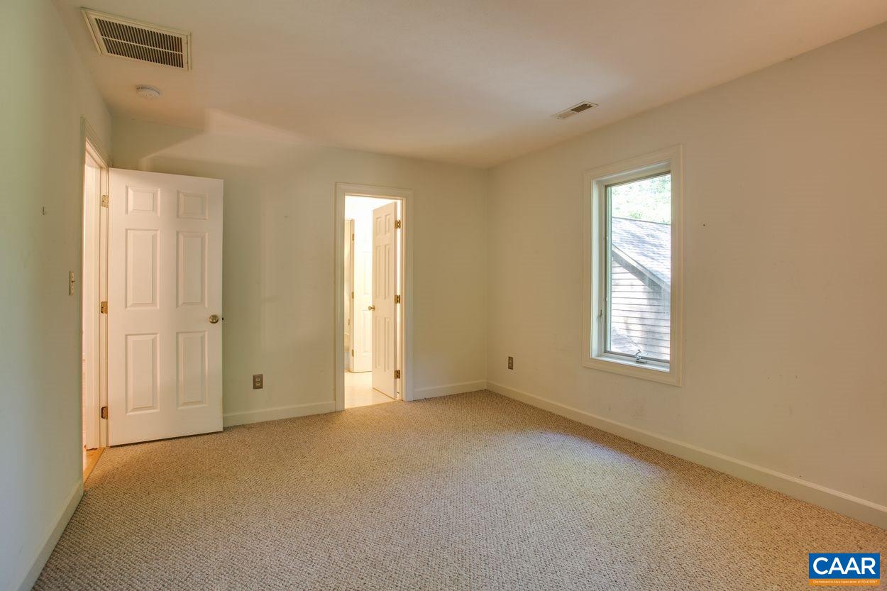 25 Roslyn Heights Road Charlottesville, VA 22901 - Photo 27 of 41 Gallery Image 27