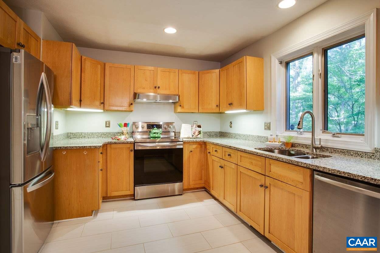 25 Roslyn Heights Road Charlottesville, VA 22901 - Photo 6 of 41 Gallery Image 6