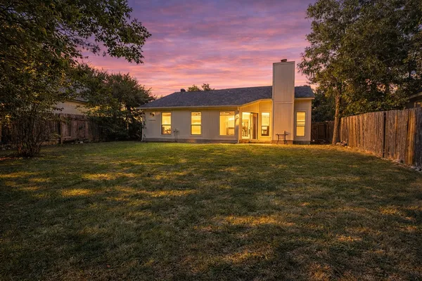 $1,950 | 2315 Windsong Trail, Round Rock, TX 78664