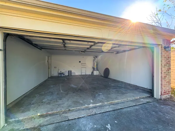 $1,950 | 2315 Windsong Trail, Round Rock, TX 78664