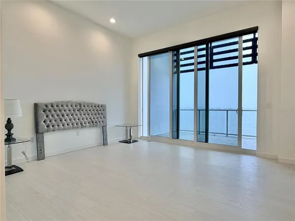$8,700 | 920 North Osceola Avenue, Unit 804, Clearwater, FL 33755