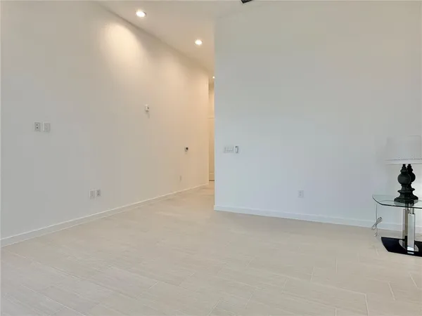 $8,700 | 920 North Osceola Avenue, Unit 804, Clearwater, FL 33755