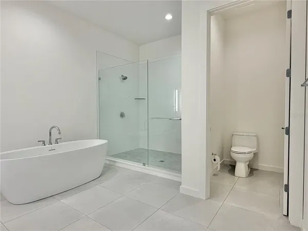 $8,700 | 920 North Osceola Avenue, Unit 804, Clearwater, FL 33755