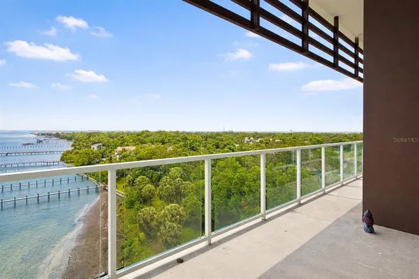 $8,700 | 920 North Osceola Avenue, Unit 804, Clearwater, FL 33755