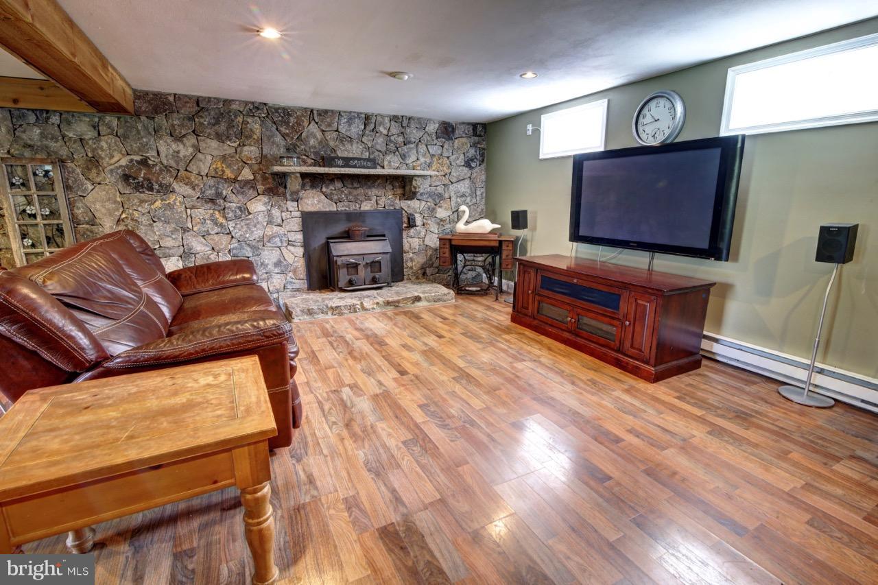 19415 Evergreen Mills Road Leesburg, VA 20175 - Photo 14 of 26 Basement