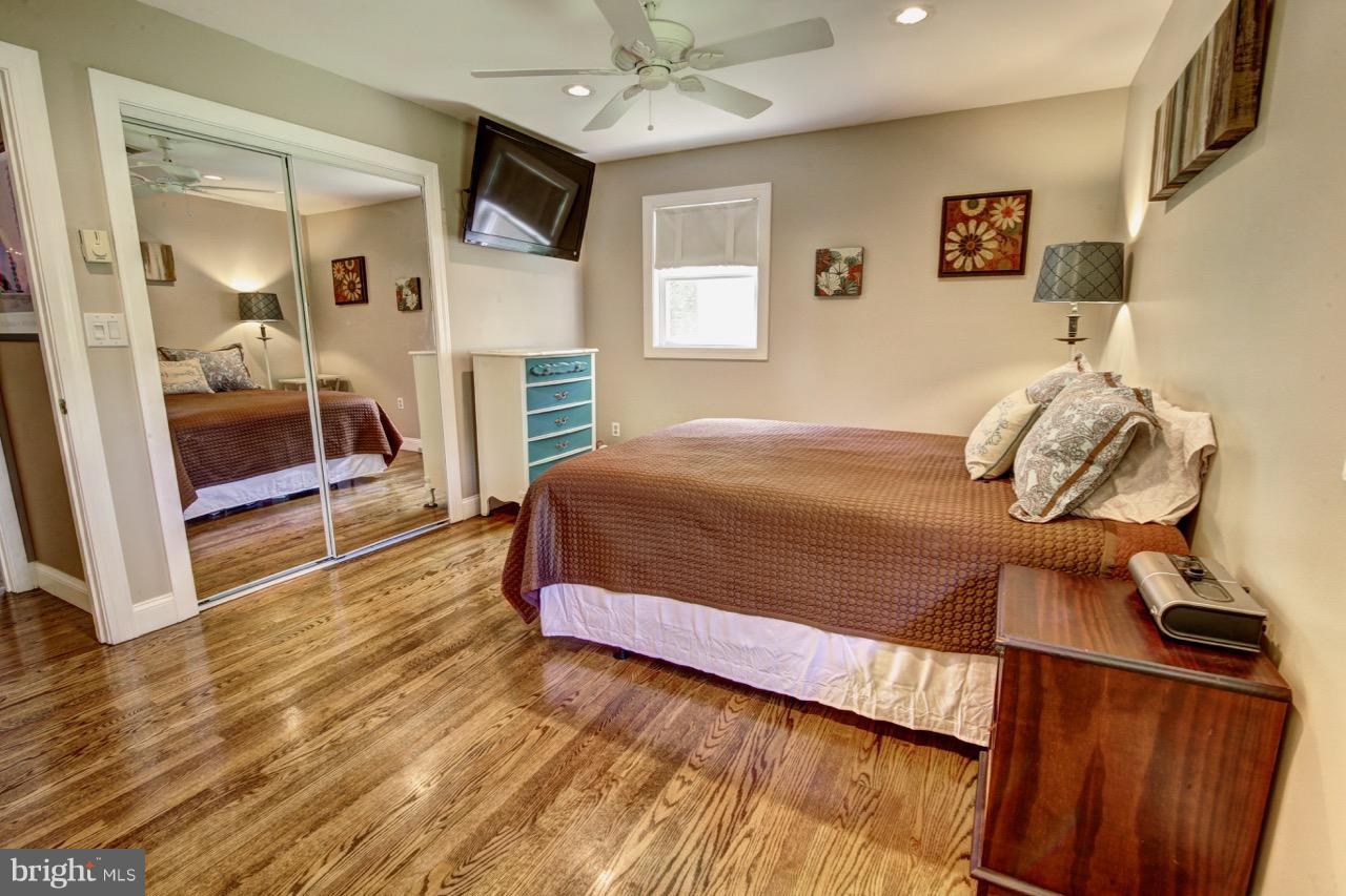 19415 Evergreen Mills Road Leesburg, VA 20175 - Photo 19 of 26 Bedroom (Master)