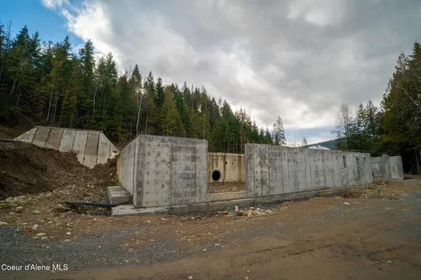 $1,895,000 | 452 Ruby Creek (90.5 Acres) Road, Naples, ID 83847