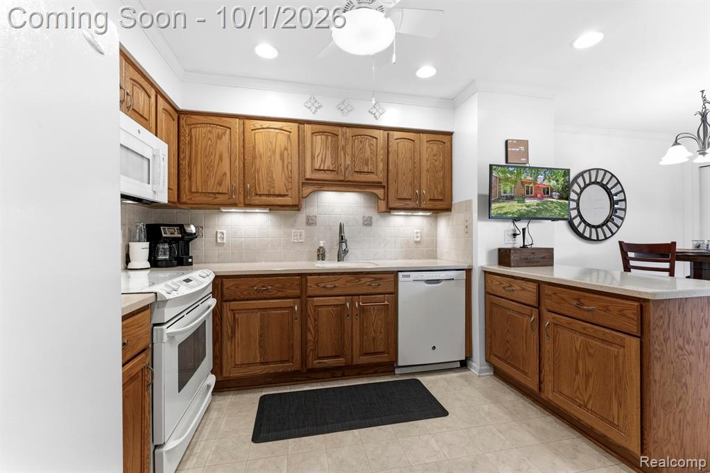 15744 Golfview Drive Riverview, MI 48193 - Photo 8 of 27 Gallery Image 8