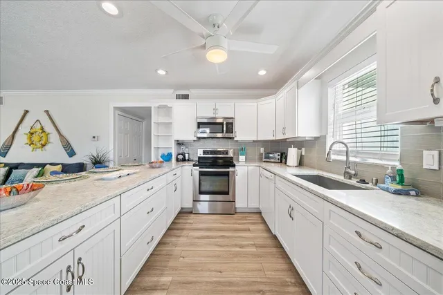 $3,300,000 | 6845 Jimmy Buffett Mem Highway, Melbourne Beach, FL 32951