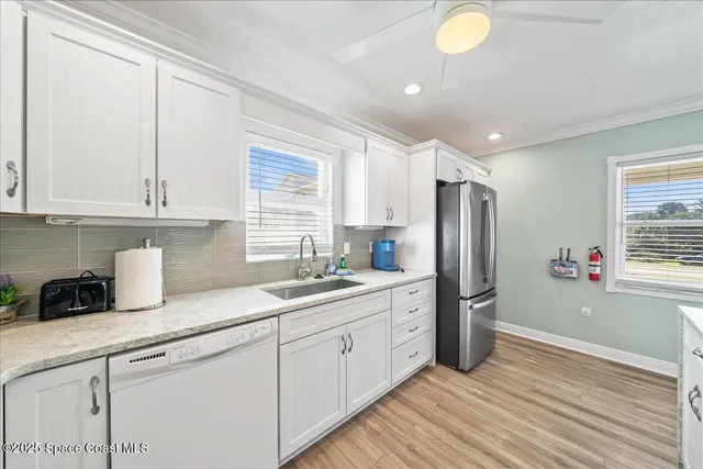 $3,300,000 | 6845 Jimmy Buffett Mem Highway, Melbourne Beach, FL 32951