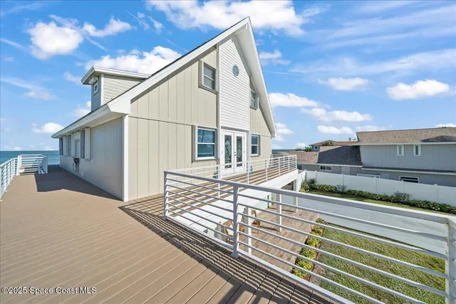 $3,300,000 | 6845 Jimmy Buffett Mem Highway, Melbourne Beach, FL 32951