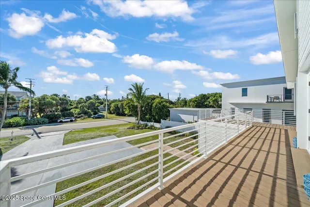 $3,300,000 | 6845 Jimmy Buffett Mem Highway, Melbourne Beach, FL 32951