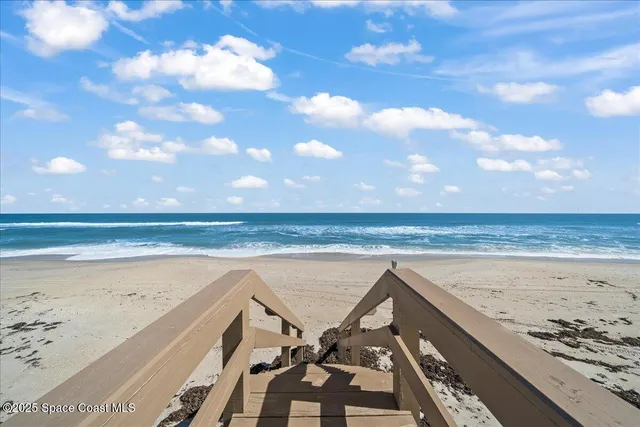 $3,300,000 | 6845 Jimmy Buffett Mem Highway, Melbourne Beach, FL 32951