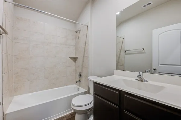 $2,500 | 13989 Leigh Lake Lane, Conroe, TX 77384