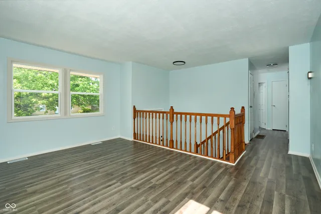 $220,000 | 2606 Shakespeare Drive, Southport, IN 46227