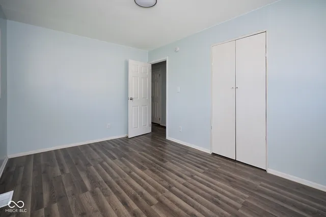 $220,000 | 2606 Shakespeare Drive, Southport, IN 46227