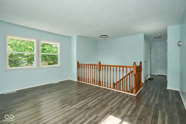 $220,000 | 2606 Shakespeare Drive, Southport, IN 46227