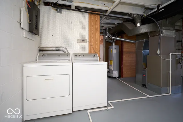 $220,000 | 2606 Shakespeare Drive, Southport, IN 46227