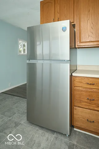 $220,000 | 2606 Shakespeare Drive, Southport, IN 46227