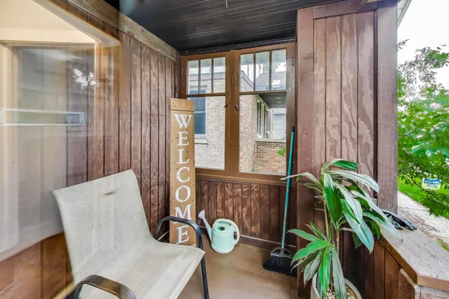 $320,000 | 1007 Ferdinand Avenue, Forest Park, IL 60130